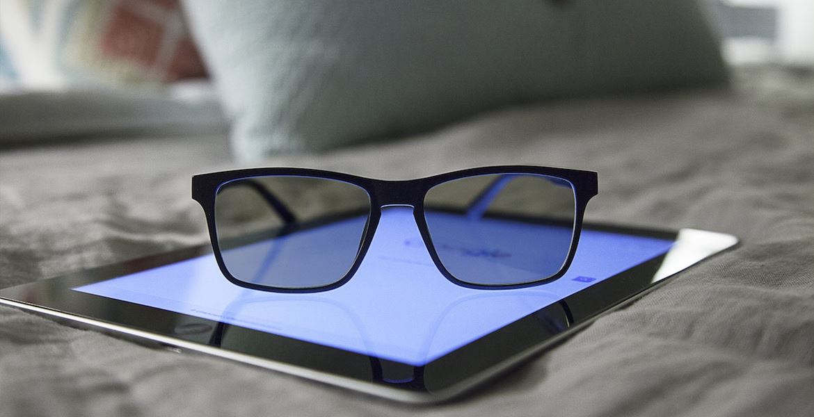 How Can Protect Eyes from Blue Light by Photochromic Lenses?
