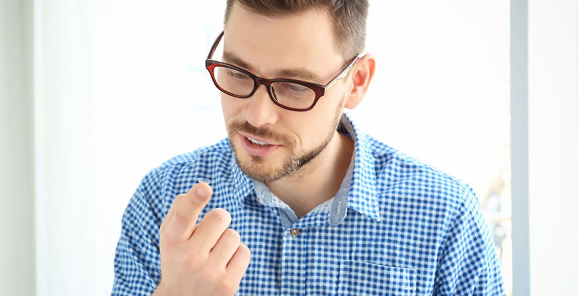 8 Advantages of Prescription Safety Glasses than Contact Lenses