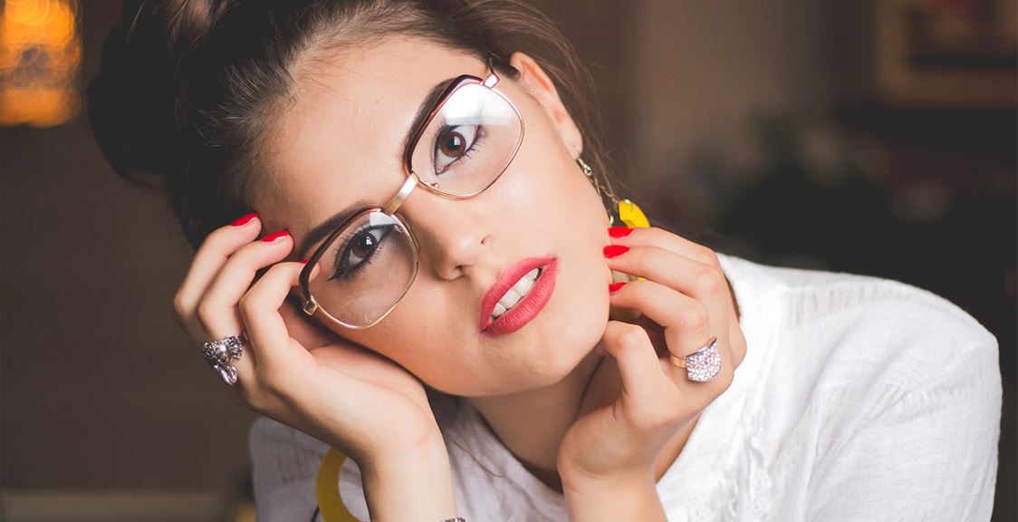 Different Iconic Shapes of Eyewear for Women